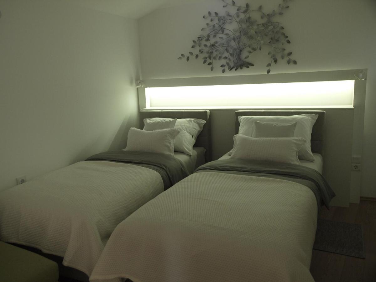 Cozy Studio Apartment Tian In Zagreb Exterior photo